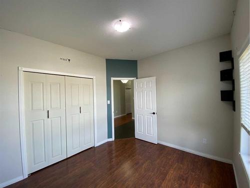 4218 56 Street, Taber, AB - Indoor Photo Showing Other Room