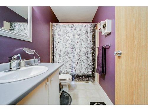 28-3440 23 Avenue South, Lethbridge, AB - Indoor Photo Showing Bathroom