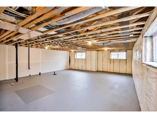 2-6 Riverford Close West, Lethbridge, AB - Indoor Photo Showing Basement