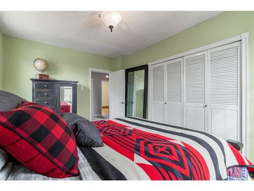 1310 7 Avenue South, Lethbridge, AB - Indoor Photo Showing Bedroom