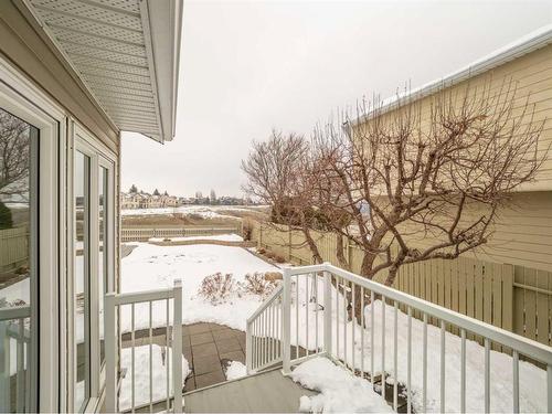 241 Coachwood Point West, Lethbridge, AB - Outdoor With Exterior