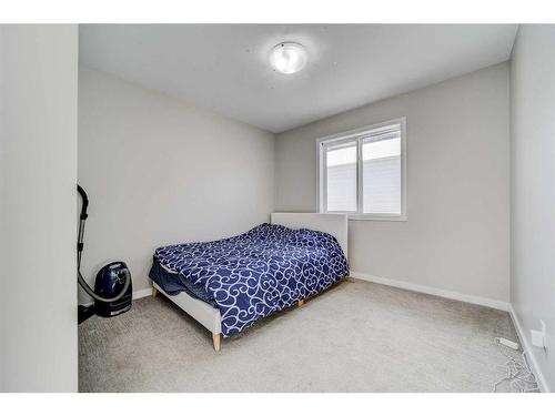 373 Rivergrove Chase West, Lethbridge, AB - Indoor Photo Showing Bedroom
