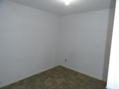 11437 19 Avenue, Blairmore, AB - Indoor Photo Showing Other Room