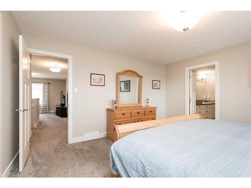 163 Westgate Drive, Coaldale, AB - Indoor Photo Showing Bedroom