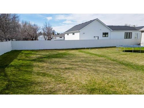 242 4A Street, Stirling, AB - Outdoor