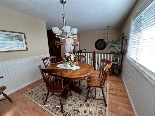 133 7 Street West, Cardston, AB - Indoor Photo Showing Dining Room