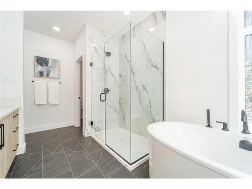 70 Kananaskis Drive, Coleman, AB - Indoor Photo Showing Bathroom