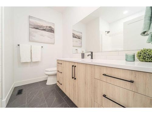 70 Kananaskis Drive, Coleman, AB - Indoor Photo Showing Bathroom