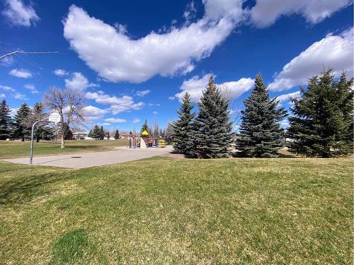 7 Selkirk Road West, Lethbridge, AB - Outdoor With View