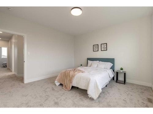 836 Devonia Circle West, Lethbridge, AB - Indoor Photo Showing Bedroom