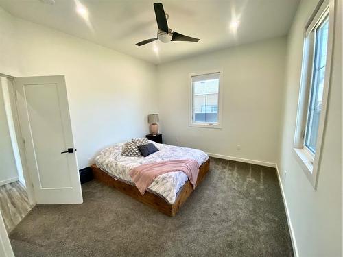 467 21 Street, Fort Macleod, AB - Indoor Photo Showing Bedroom