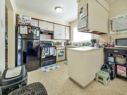 505/509 23 St South, Lethbridge, AB - Indoor Photo Showing Laundry Room