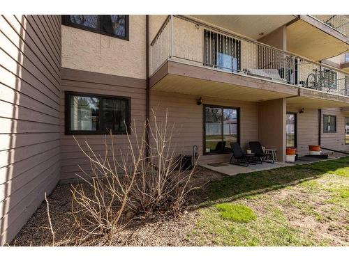 102-855 Columbia Boulevard West, Lethbridge, AB - Outdoor With Exterior