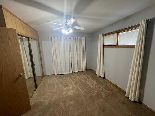 207 3Rd Street, Cardston, AB - Indoor Photo Showing Other Room