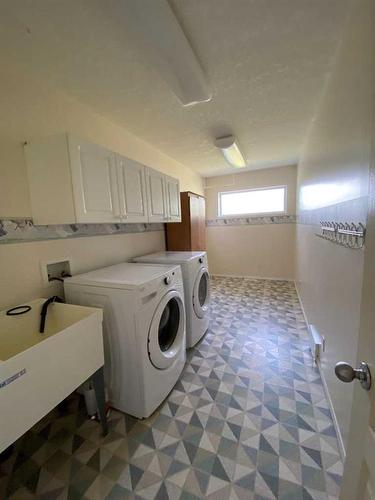 8106 28A Avenue, Coleman, AB - Indoor Photo Showing Laundry Room