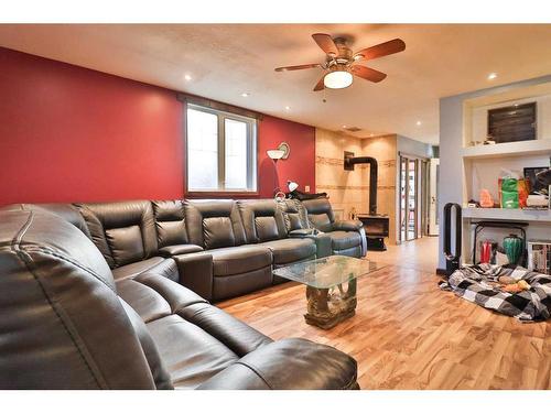 2241 21 Avenue, Coaldale, AB - Indoor Photo Showing Living Room
