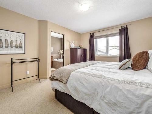 135 Grand River Boulevard West, Lethbridge, AB - Indoor Photo Showing Bedroom