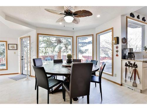 2857 6 Avenue South, Lethbridge, AB - Indoor Photo Showing Dining Room