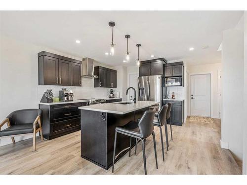 150 Prairie Gold St, Taber, AB - Indoor Photo Showing Kitchen With Upgraded Kitchen
