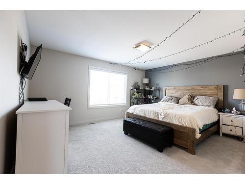 855 Miners Boulevard West, Lethbridge, AB - Indoor Photo Showing Bedroom