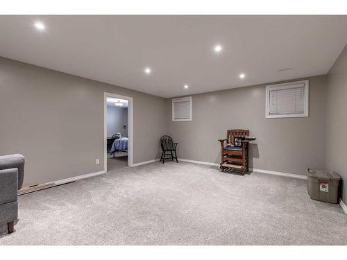 4918 40 Street, Taber, AB - Indoor Photo Showing Basement