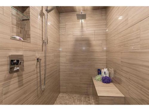 425 Arbourwood Terrace South, Lethbridge, AB - Indoor Photo Showing Bathroom