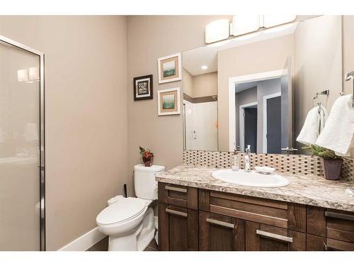 425 Arbourwood Terrace South, Lethbridge, AB - Indoor Photo Showing Bathroom