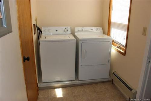 223 Highway Avenue, Picture Butte, AB - Indoor Photo Showing Laundry Room