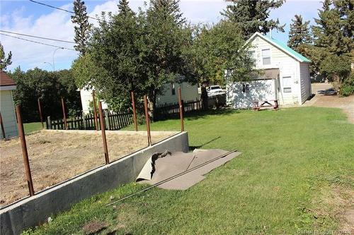 223 Highway Avenue, Picture Butte, AB - Outdoor