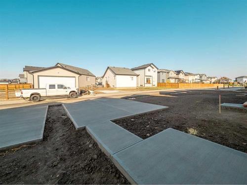 24 Blackwolf Lane North, Lethbridge, AB - Outdoor