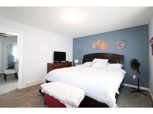 4310 Aspen Road, Coalhurst, AB - Indoor Photo Showing Bedroom