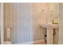 594 Devonia Road West, Lethbridge, AB  - Indoor Photo Showing Bathroom 