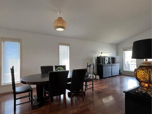 671 Parkside Drive, Coaldale, AB - Indoor Photo Showing Dining Room