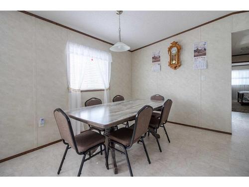 5020 Applewood Road, Coaldale, AB - Indoor Photo Showing Dining Room