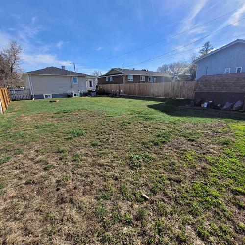 5031 41 Avenue, Taber, AB - Outdoor With Backyard