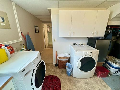 6032 Rr 28-0, Pincher Creek, AB - Indoor Photo Showing Laundry Room