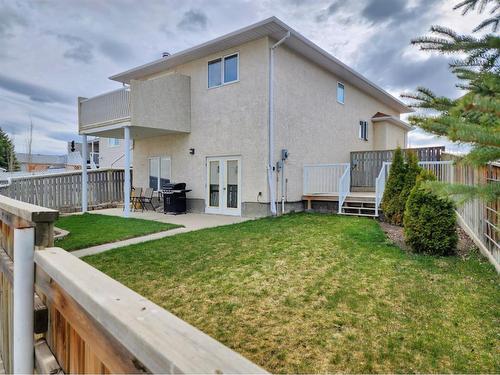 19 Chilcotin Crescent West, Lethbridge, AB - Outdoor With Exterior