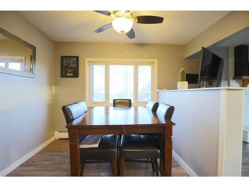 771 Dundas Street, Pincher Creek, AB - Indoor Photo Showing Dining Room