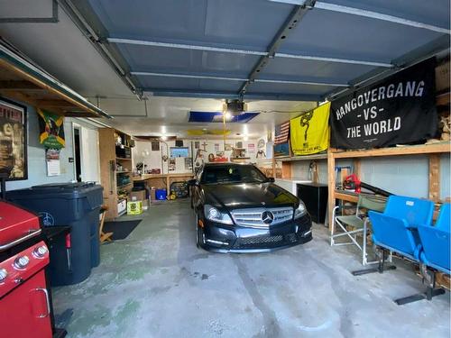 771 Dundas Street, Pincher Creek, AB - Indoor Photo Showing Garage