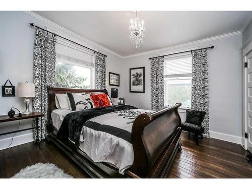 704 Schofield Street, Pincher Creek, AB - Indoor Photo Showing Bedroom