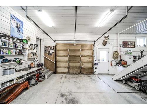 704 Schofield Street, Pincher Creek, AB - Indoor Photo Showing Garage