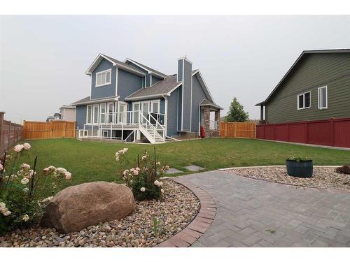 128 Gateway Mews South, Lethbridge, AB - Outdoor