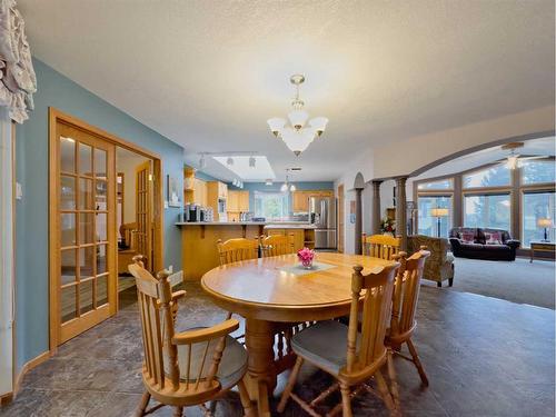 1802 Evergreen Drive, Hillcrest, AB - Indoor Photo Showing Dining Room
