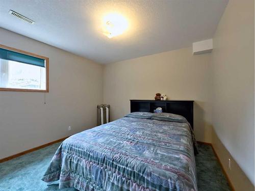 1802 Evergreen Drive, Hillcrest, AB - Indoor Photo Showing Bedroom