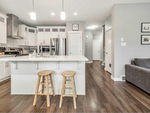 23 Moonlight Boulevard West, Lethbridge, AB - Indoor Photo Showing Kitchen With Upgraded Kitchen