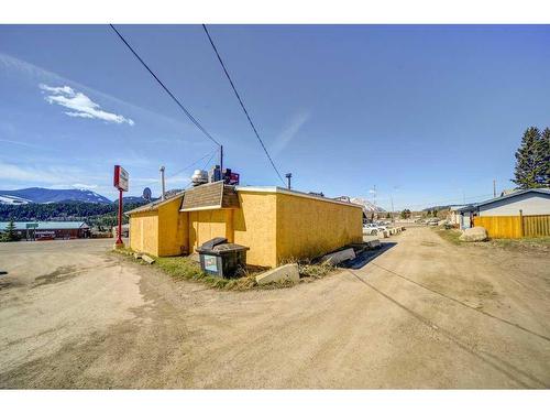 8505 20 Avenue, Coleman, AB 