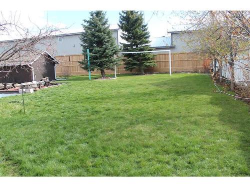 72 3 Rd Avenue East, Cardston, AB - Outdoor