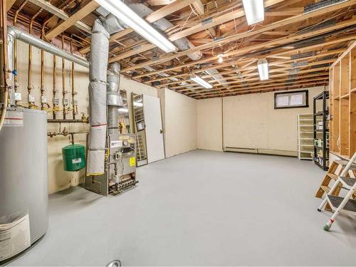 14 Kings Road South, Lethbridge, AB - Indoor Photo Showing Basement