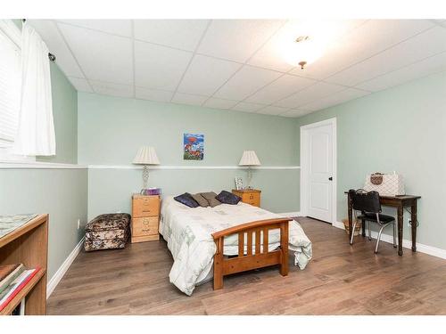 82060 Range Road 191 Range, Rural Lethbridge County, AB - Indoor Photo Showing Bedroom