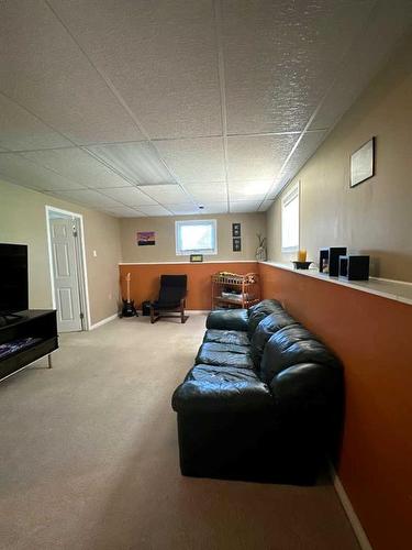 71 Princeton Crescent West, Lethbridge, AB - Indoor Photo Showing Basement